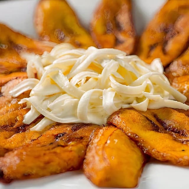 Maduros Con Queso.